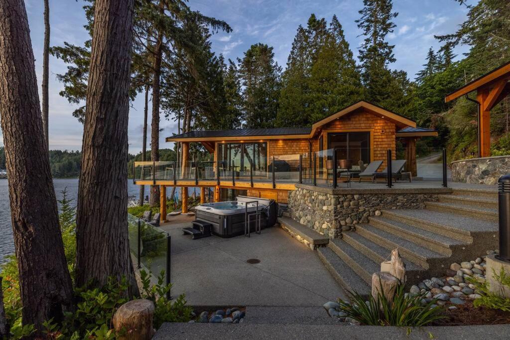 Kingfisher Manor Villa Sooke Dış mekan fotoğraf