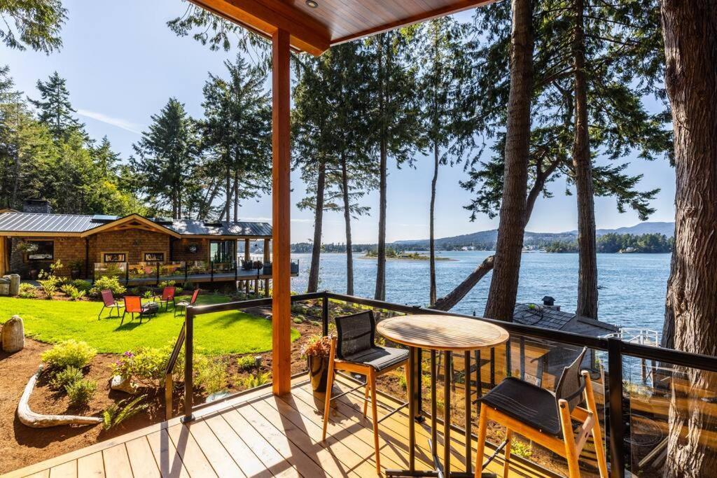 Kingfisher Manor Villa Sooke Dış mekan fotoğraf