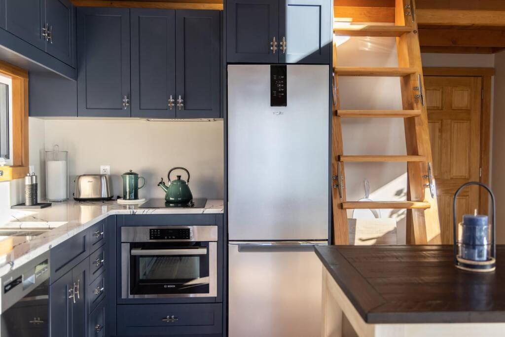 Kingfisher Manor Villa Sooke Dış mekan fotoğraf