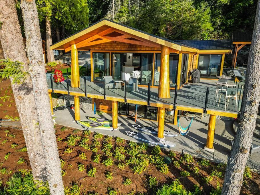 Kingfisher Manor Villa Sooke Dış mekan fotoğraf