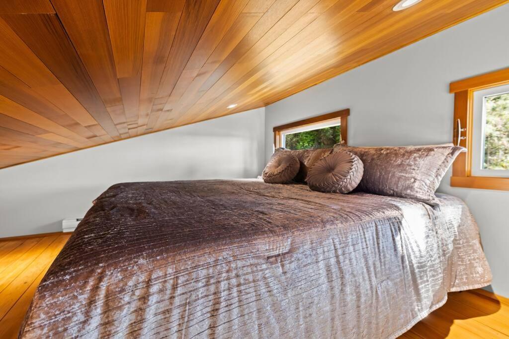Kingfisher Manor Villa Sooke Dış mekan fotoğraf