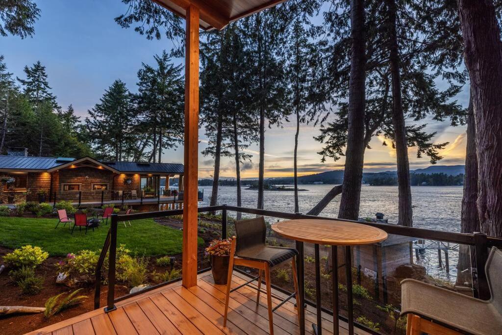 Kingfisher Manor Villa Sooke Dış mekan fotoğraf