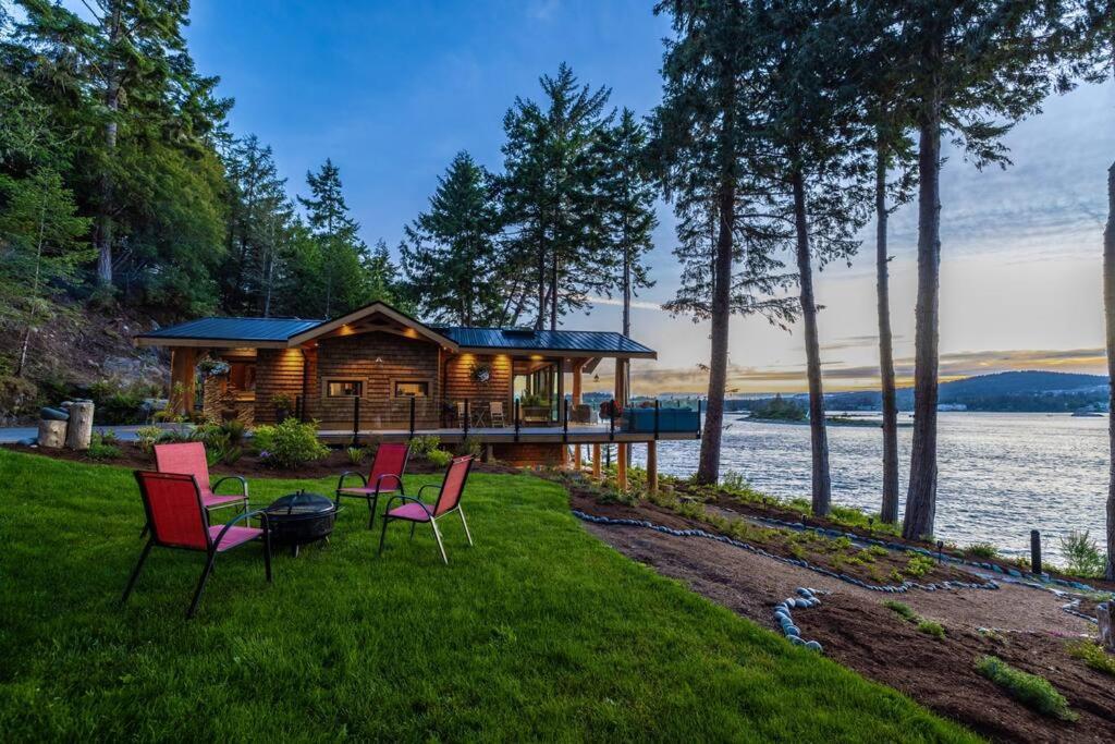 Kingfisher Manor Villa Sooke Dış mekan fotoğraf