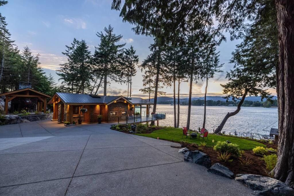 Kingfisher Manor Villa Sooke Dış mekan fotoğraf
